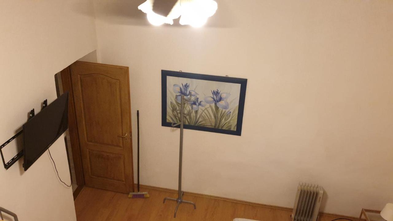 Apartman Deisi Βουδαπέστη Εξωτερικό φωτογραφία